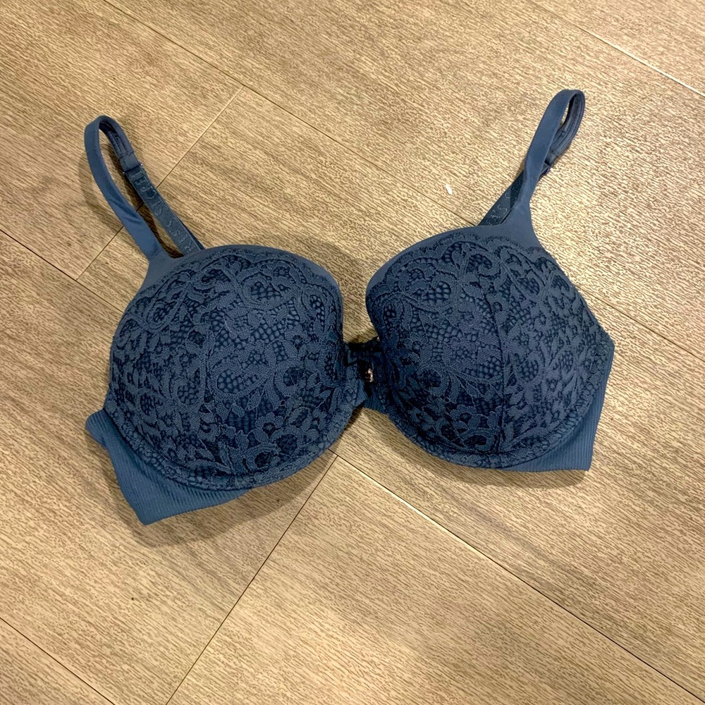 Victoria’s Secret bra